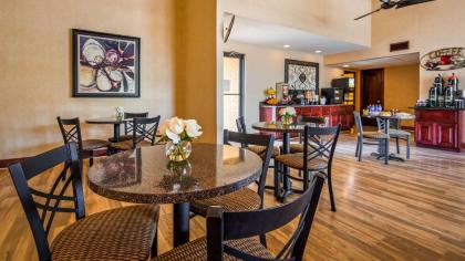 Best Western Benton Inn - image 3
