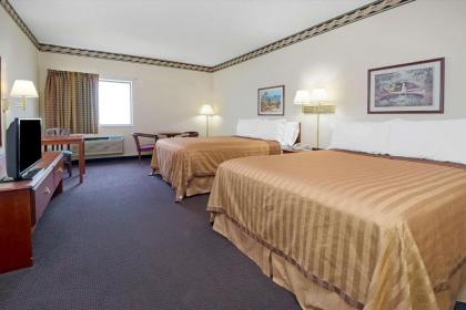 Travelodge by Wyndham St. Louis - image 12