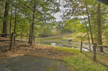 Couples Cabin - 5 Mi to DT Berkeley Springs! - image 2