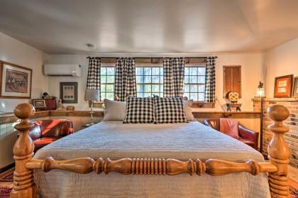 Berkeley Springs Haven with Sleepy Creek Access - image 11