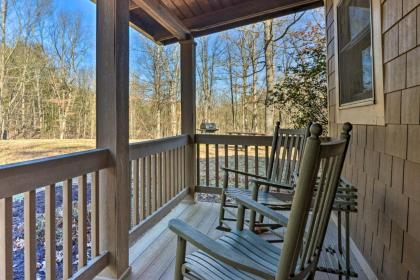 Berkeley Springs Haven with Sleepy Creek Access - image 16