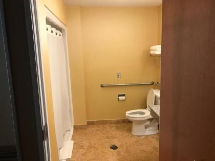Best Western Plus New England Inn & Suites - image 7