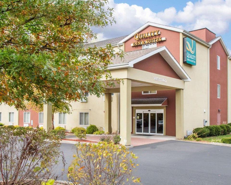Quality Inn & Suites Meriden - main image