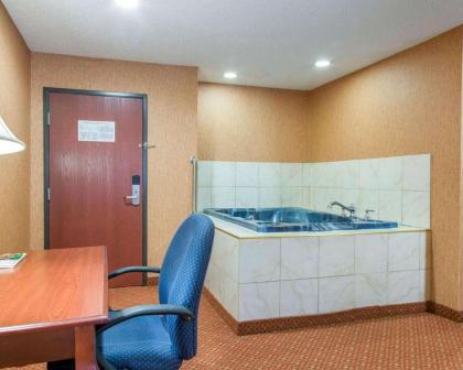 Quality Inn & Suites Meriden - image 2