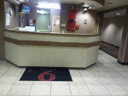 Motel 6-Bernalillo NM - image 3