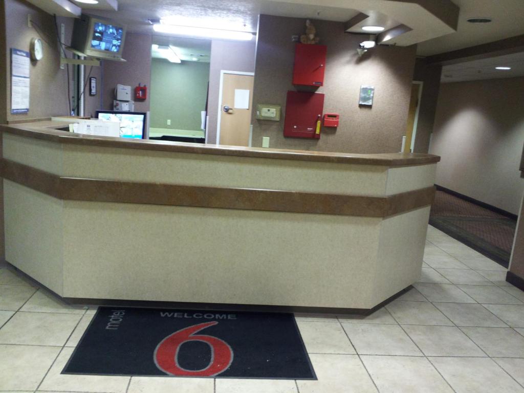 Motel 6-Bernalillo NM - image 4