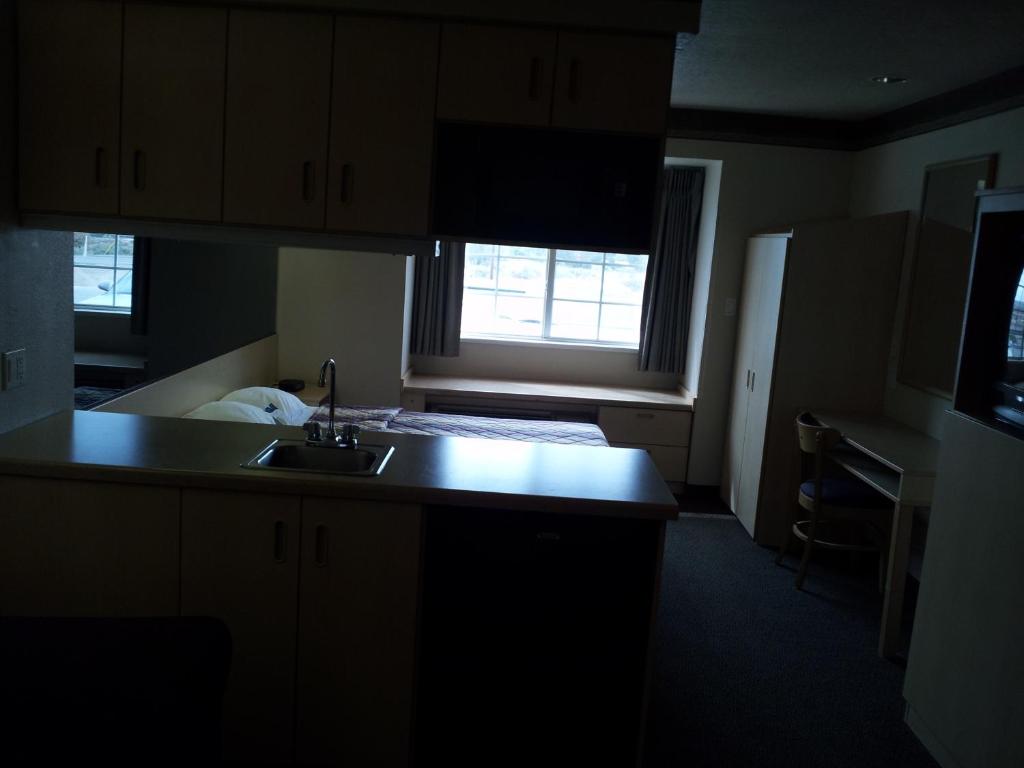 Motel 6-Bernalillo NM - image 6