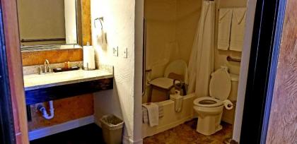 Fairway Inn - image 15