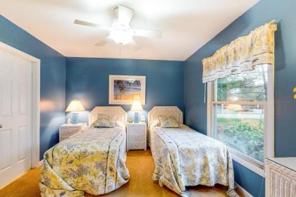 Sea Colony - 10008 Evergreen - image 15