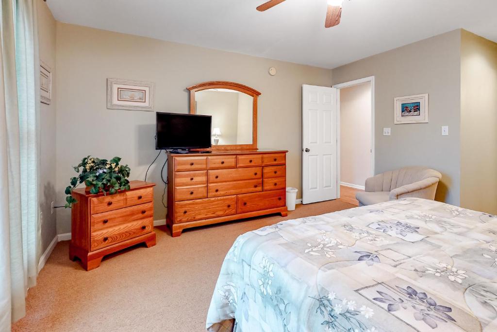 Sea Colony - 55037 Pine Lake - image 4