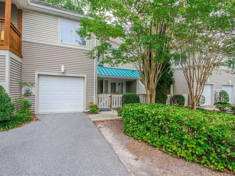 Sea Colony - 55079 Pinewood - main image