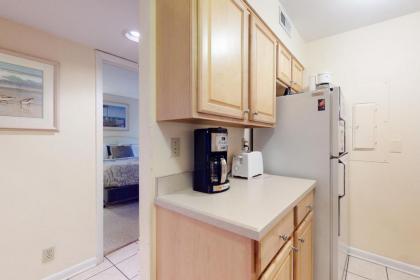 Sea Colony - 2004 Doubles - image 9