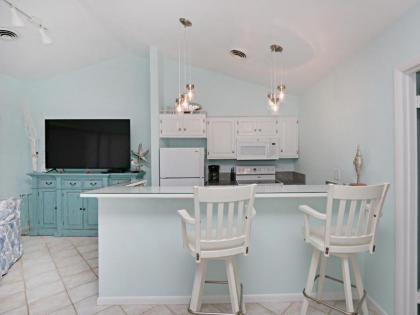 Sea Colony West Pine - image 10