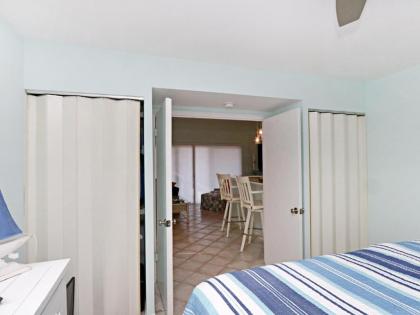 Sea Colony West Pine - image 13