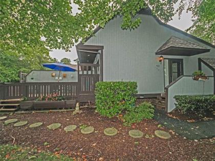 Sea Colony West Pine - image 16