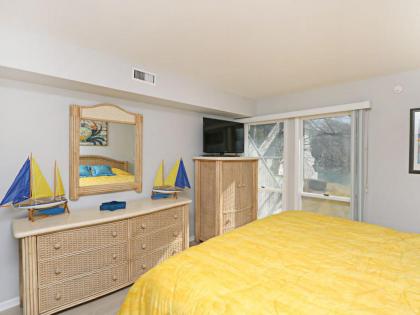 Sea Colony West Lake - image 18