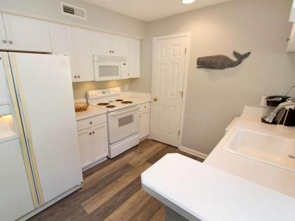 Sea Colony Pinewood - image 10