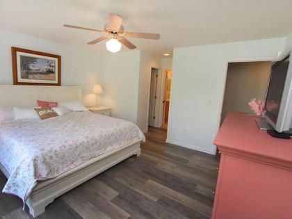 Sea Colony Pinewood - image 11