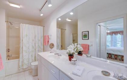 Sea Colony Lakeshore - image 14