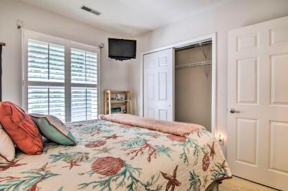Sea Colony Condo with Balcony - Walk to Town! - image 12