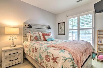 Sea Colony Condo with Balcony - Walk to Town! - image 13