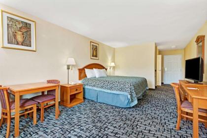 Days Inn by Wyndham Bethel - Danbury - image 12
