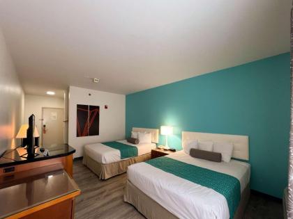 Howard Johnson by Wyndham Bethel - image 11