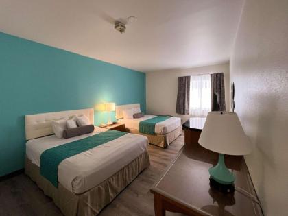 Howard Johnson by Wyndham Bethel - image 9
