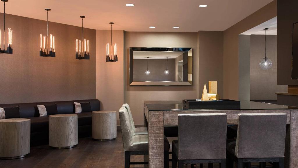 Bethesda Marriott - image 4
