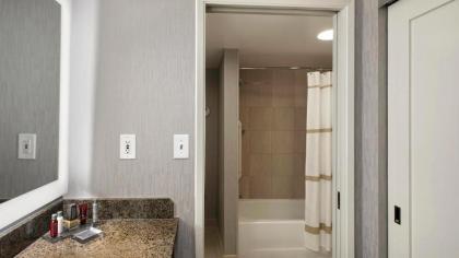 Bethesda Marriott Suites - image 11