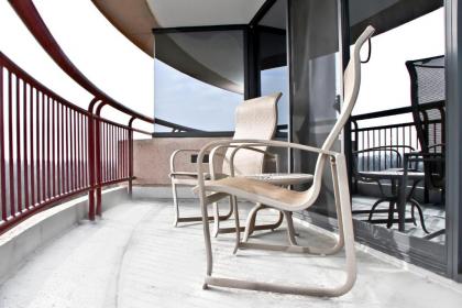 Bethesda Marriott Suites - image 2