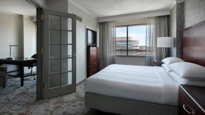 Bethesda Marriott Suites - image 3