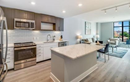 Global Luxury Suites Bethesda Chevy Chase - image 15