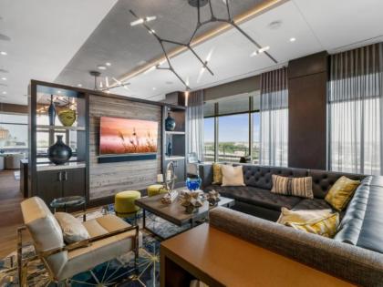 Bluebird Suites Near Chevy Chase - image 11