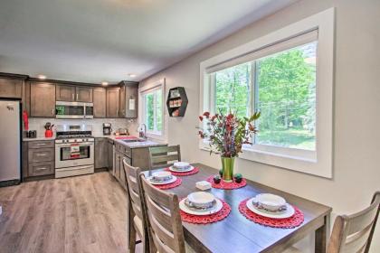 Renovated Home with Direct Access to Snowmobile Trail - image 14