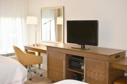 Hampton Inn & Suites Bethlehem - image 6