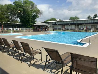 SureStay Plus Hotel by Best Western Lehigh Valley. - image 11
