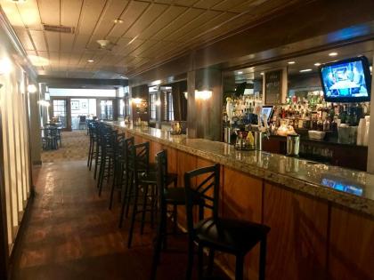 SureStay Plus Hotel by Best Western Lehigh Valley. - image 8