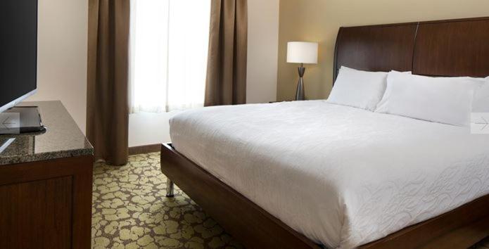 Hilton Garden Inn Bettendorf/ Quad Cities - image 4