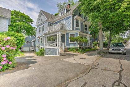 Quaint Beverly Townhome Walk to Beach and Downtown! - image 3