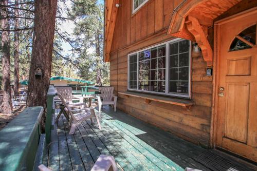 Alpine Haus by Big Bear Cool Cabins - main image