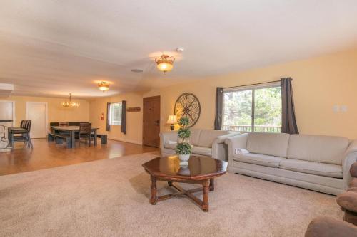 Swiss Chalet - image 4