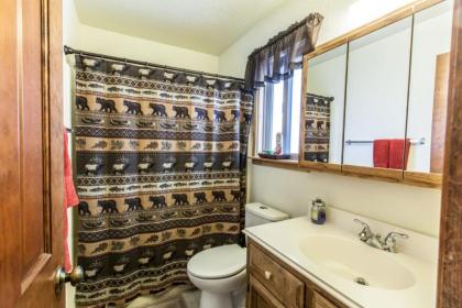 Bear Mountain Retreat - image 11