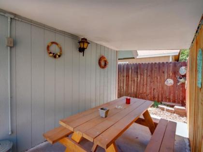 Idle Hours Inn - 1945 by Big Bear Vacations - image 12