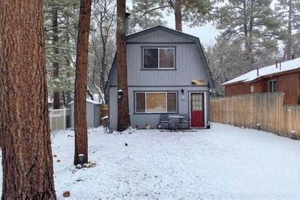 Holiday homes in Big Bear City California