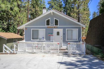 Bear mountain Retreat by Big Bear Cool Cabins