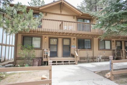 Summit Getaway by Big Bear Cool Cabins