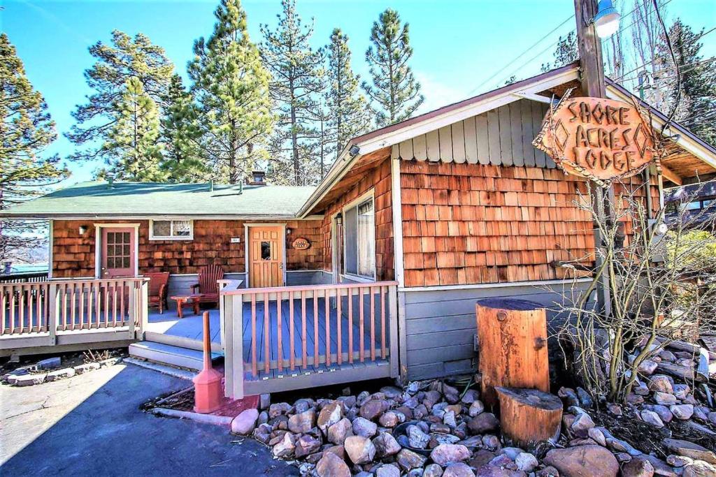 Twin Pines-111 by Big Bear Vacations - main image