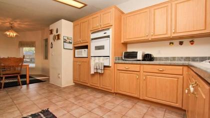 Bluebird Cottage - image 4