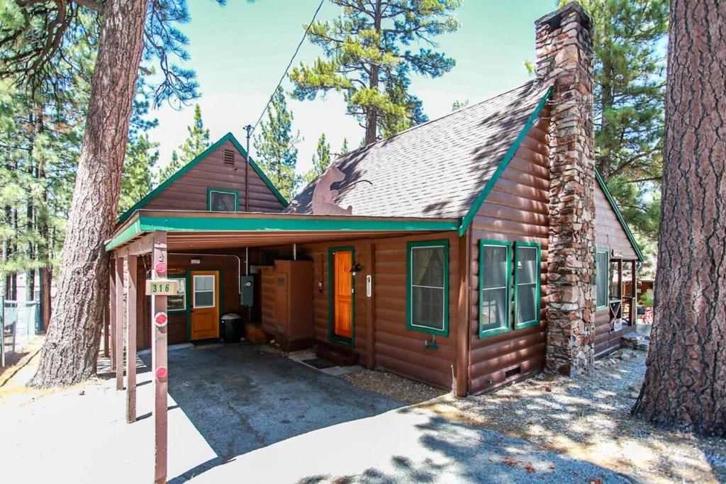 Abe's Amazing Cabin-1421 by Big Bear Vacations - image 4